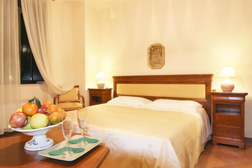 L' Antico Cortile Hotel Caserta Kamer foto